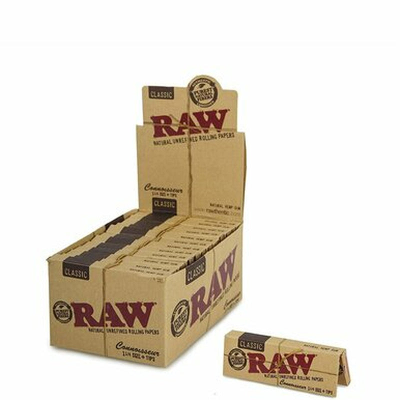 RAW: RAW Classic Connoisseur 1 1/4 Rolling Papers And Tips